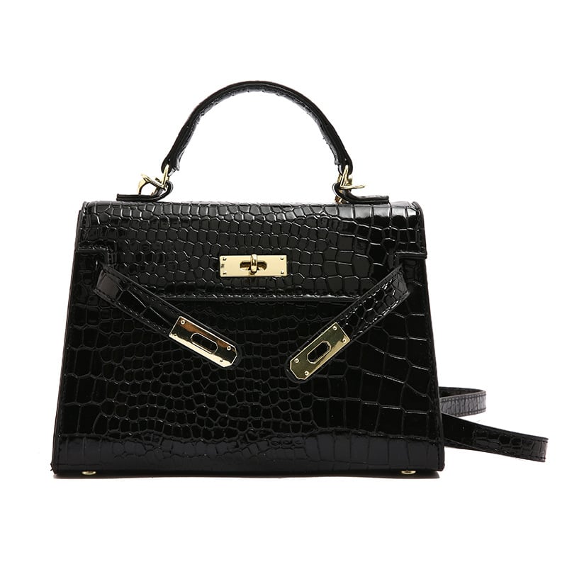 A versatile and classic single-shoulder crossbody bag