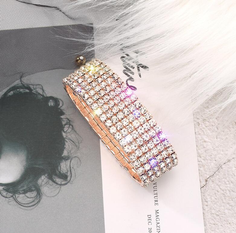 Stretchable bracelet woman