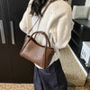 Large Capacity Superior Commuting PU Single Shoulder Handbag for Niche Daily Commuter Soft Leather Wings Bag for Women