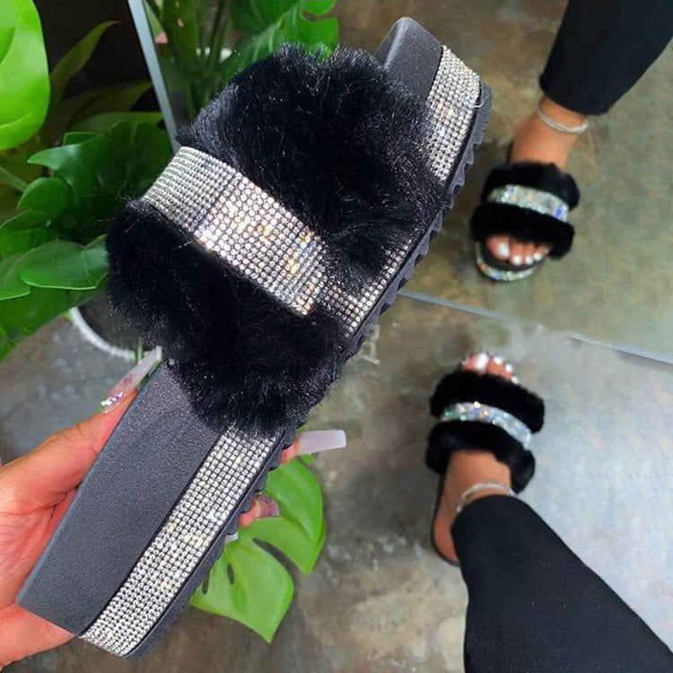 Thick-soled slippers