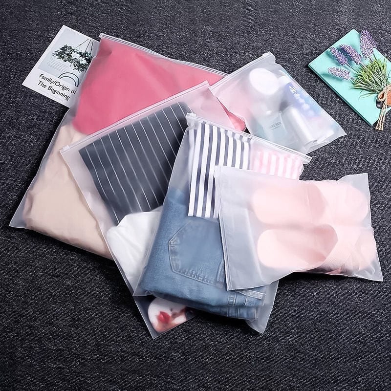 Clothing travel storage bag