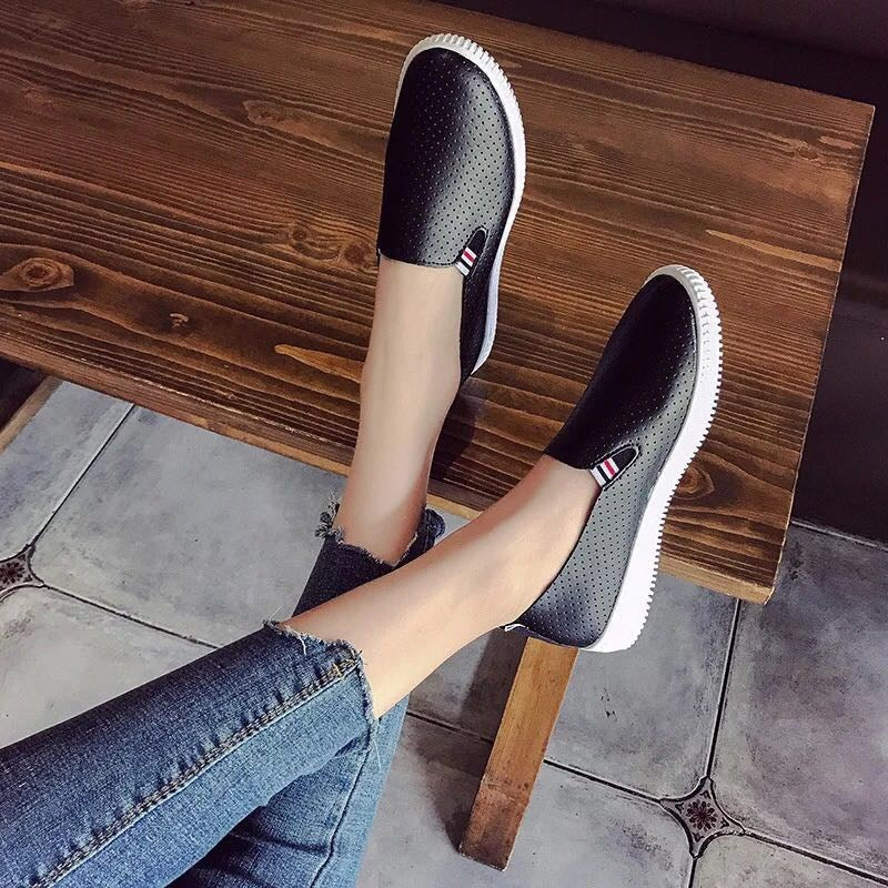 Old Beijing Cloth Shoes Women's Hollow Breathable Single-layer Shoes Flat Bottom All-match Cyber Popular White Shoes Soft Bottom