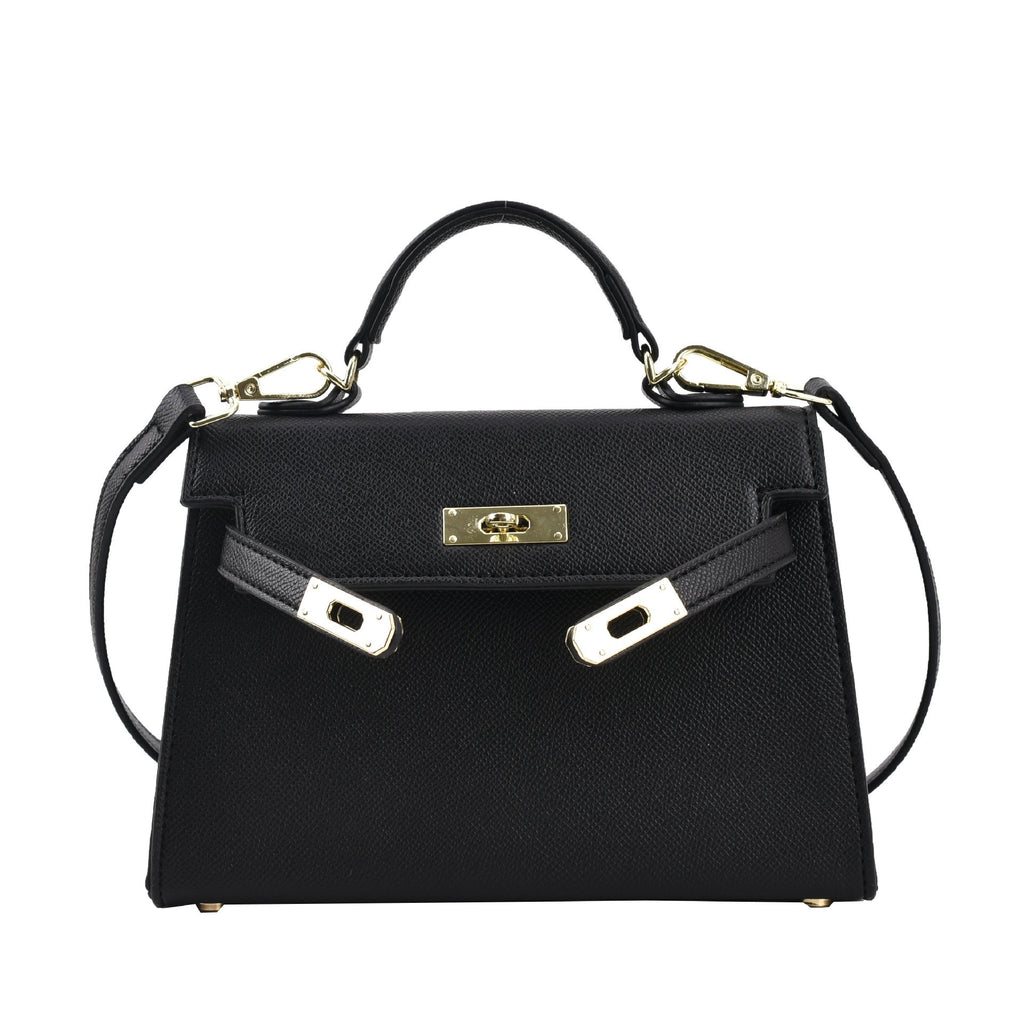 A versatile and classic single-shoulder crossbody bag