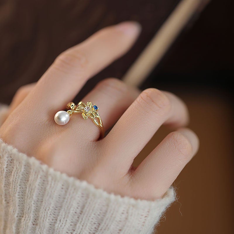 Fashionable artificial pearl zircon flower ring