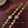 A mid-history light luxury imitation pearl watch with elegant bracelet for women
