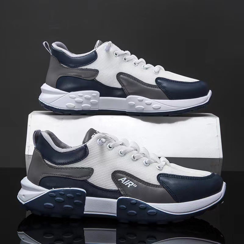 Low-top running shoes