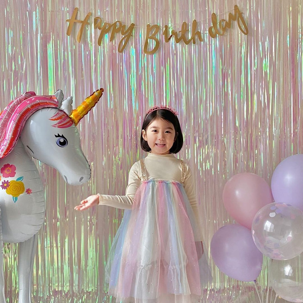 Candy-colored rain curtain party decoration
