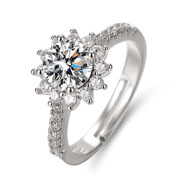 Adjustable diamond ring