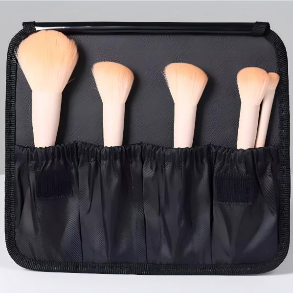 The makeup bag comes with a mirror and a lamp