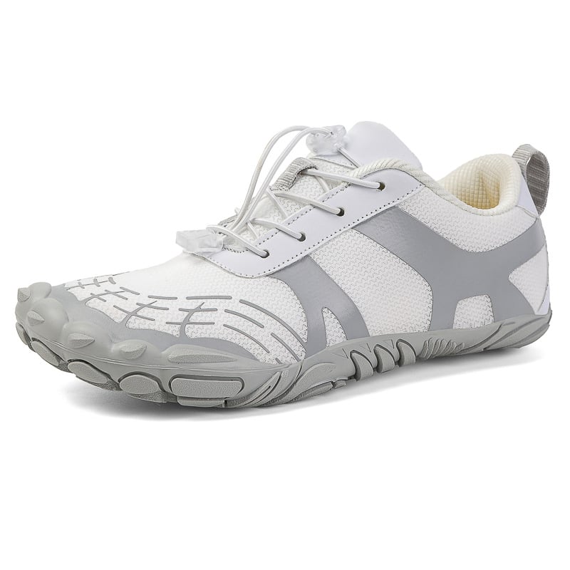 Outdoor hiking shoes