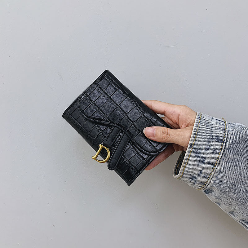 Crocodile-patterned embossed small wallet