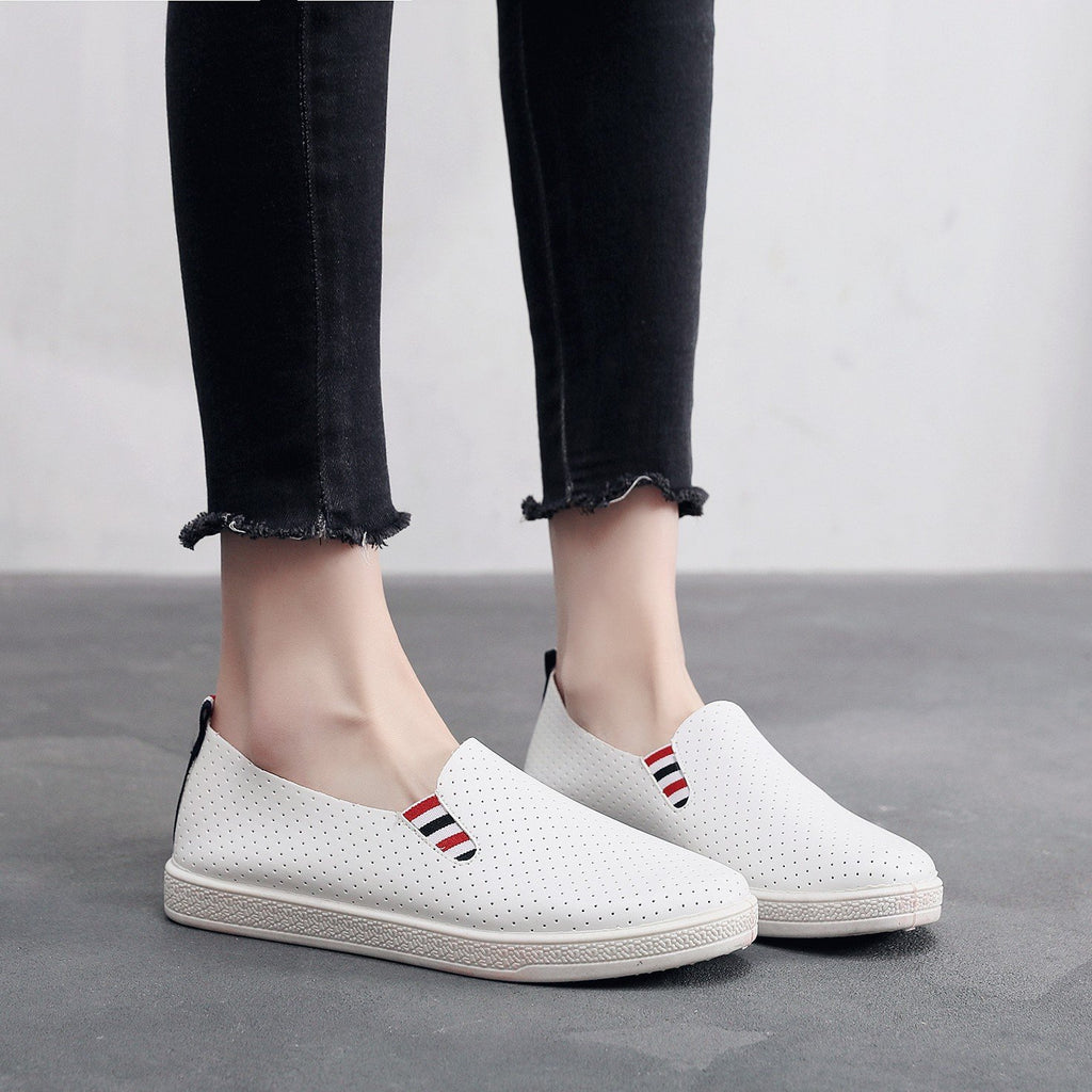 Old Beijing Cloth Shoes Women's Hollow Breathable Single-layer Shoes Flat Bottom All-match Cyber Popular White Shoes Soft Bottom