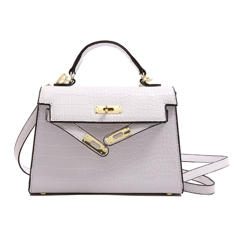 A versatile and classic single-shoulder crossbody bag
